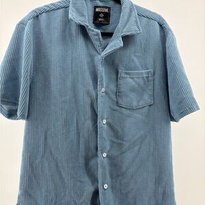 Massive Short Sleeve Button Up Shirt Blue Size M, Chest Pocket